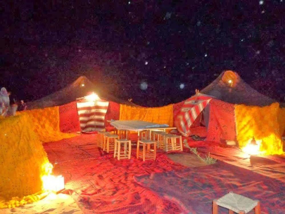 Les Pyramides Hotel メルズーガ エクステリア 写真